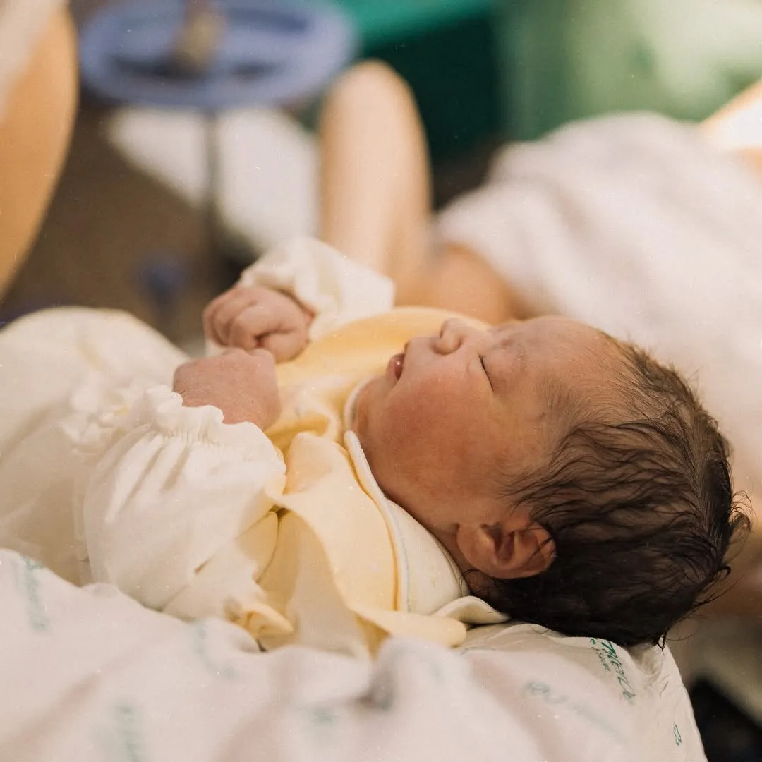 Nasce segunda filha do filho de Nikolas Ferreira