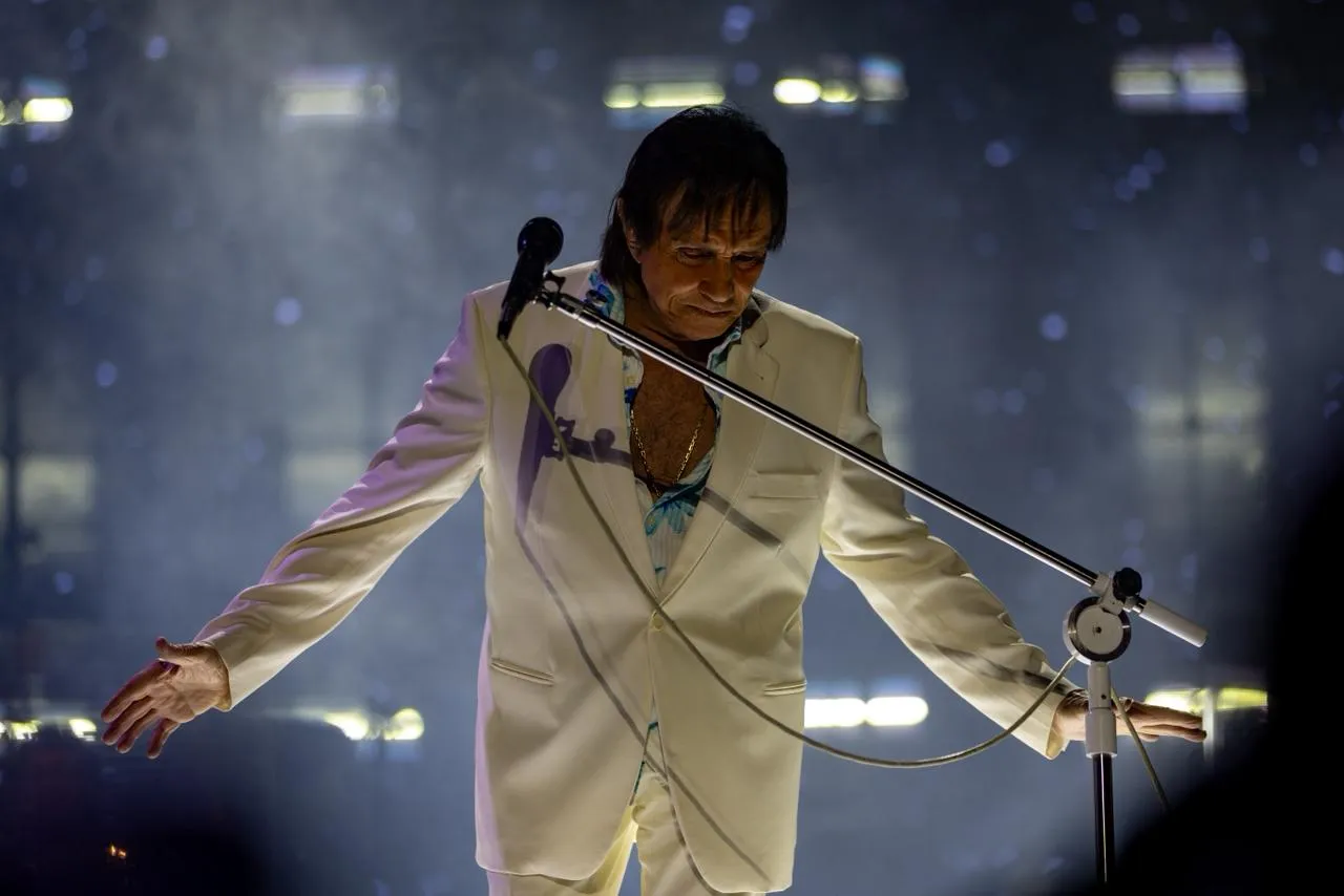 Imagem ilustrativa da imagem Noite memorável! Veja imagens do show de Roberto Carlos em Salvador