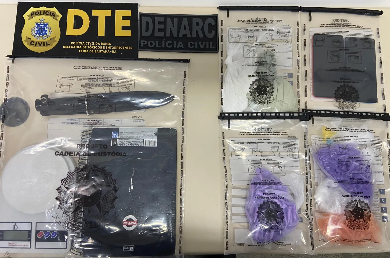 Um caderno com anotações do tráfico foi encontrado