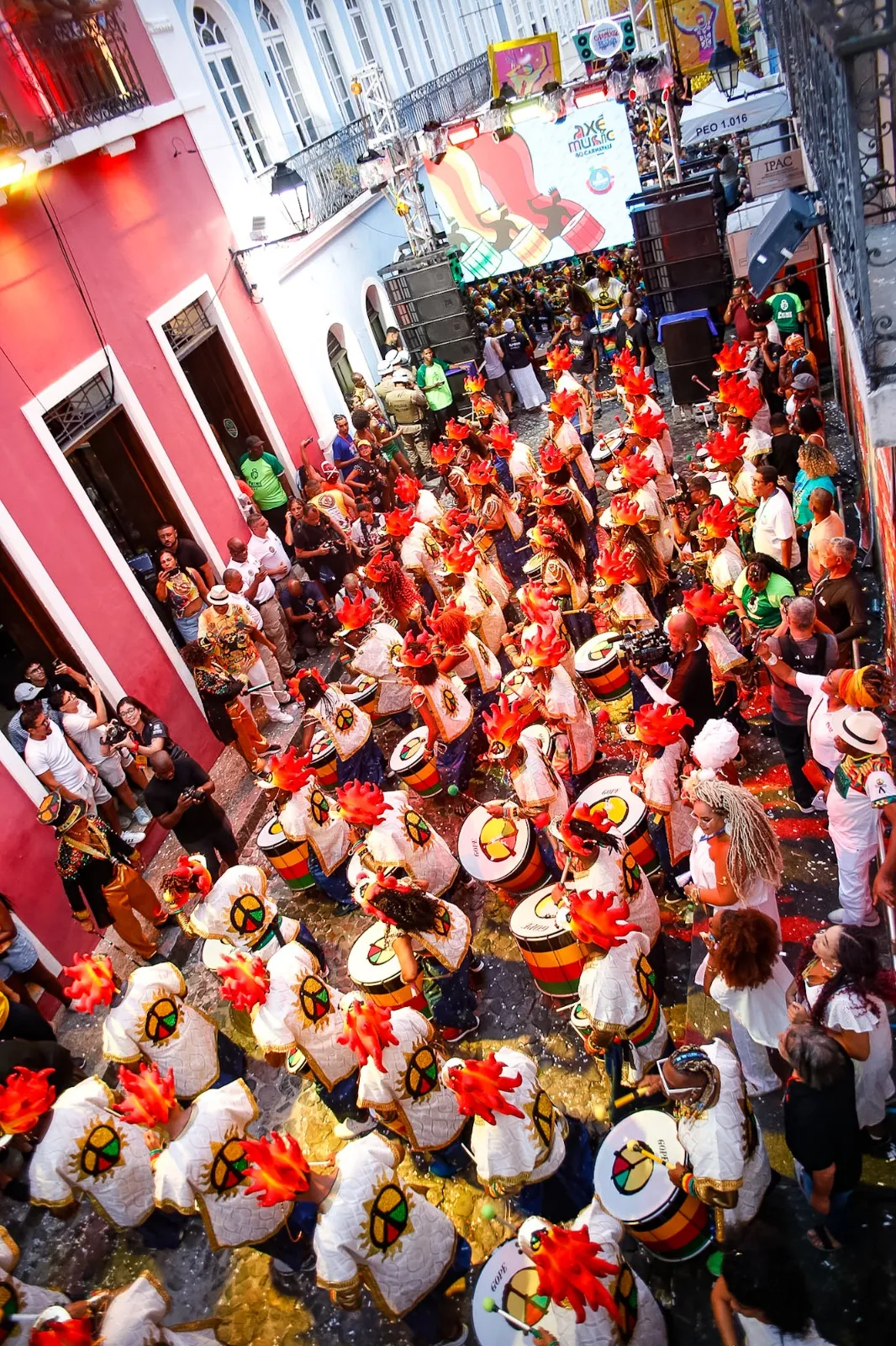 Imagem ilustrativa da imagem Olodum rufará tambores nos circuitos no Carnaval de Salvador 2026