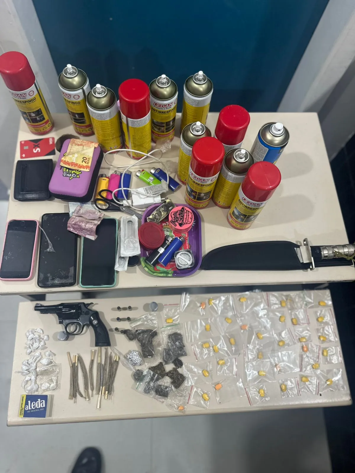 Imagem ilustrativa da imagem PM desarma paredões em três cidades baianas após 'varredura'