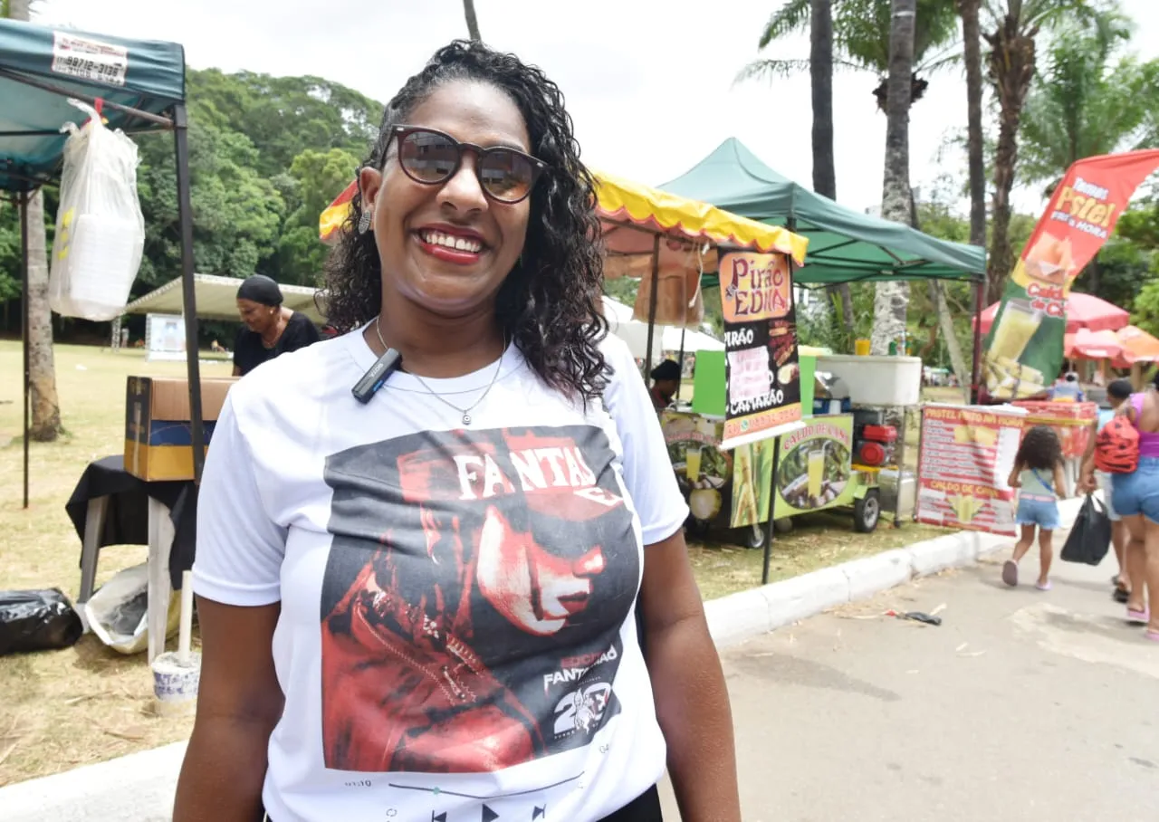 Taís Xavier, fã da banda Fantasmão