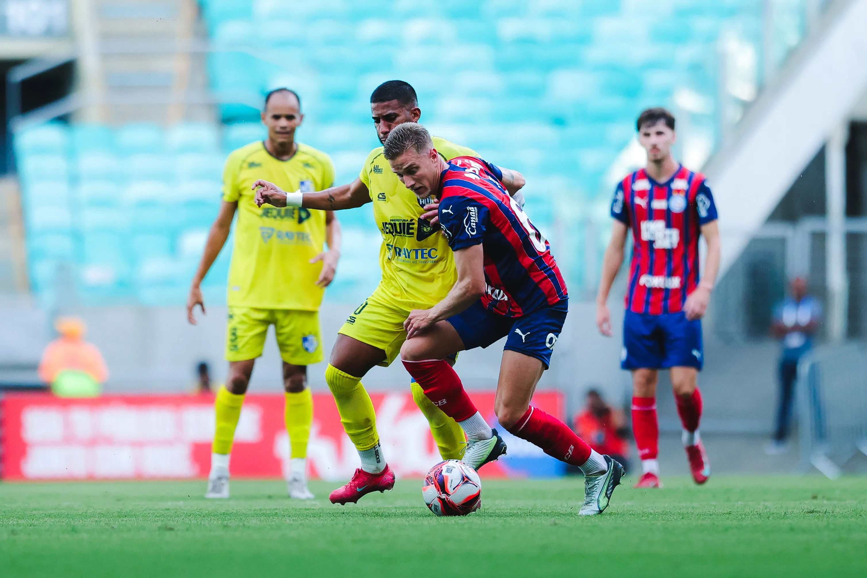 Imagem ilustrativa da imagem Pivetes de Aço jogam bem e garantem triunfo do Bahia contra o Jequié