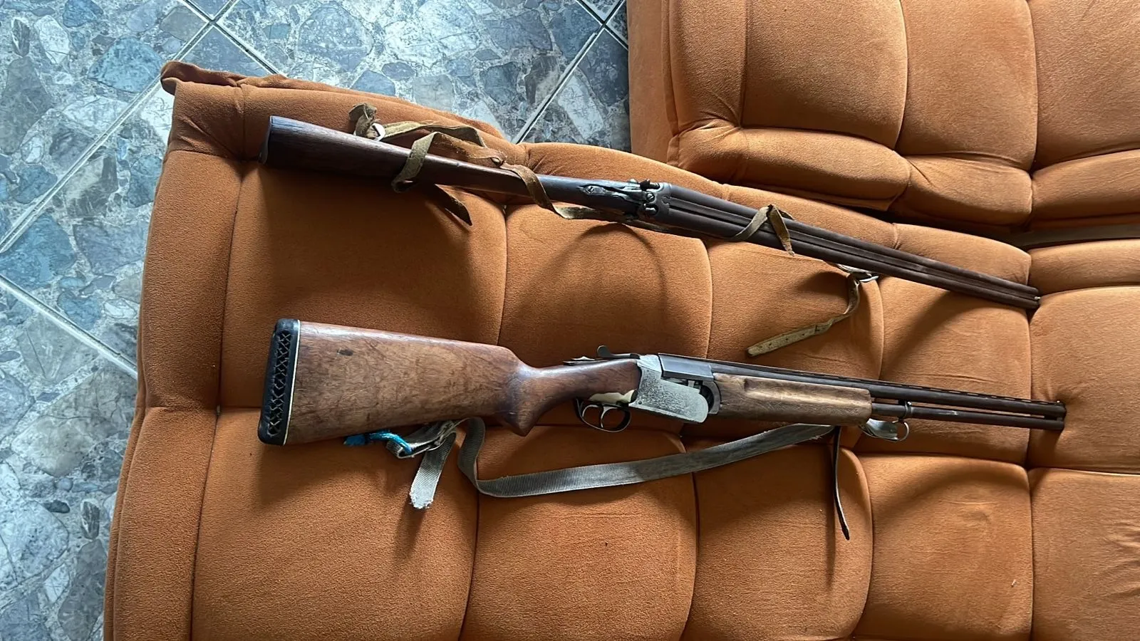 Armamento também foi encontrado