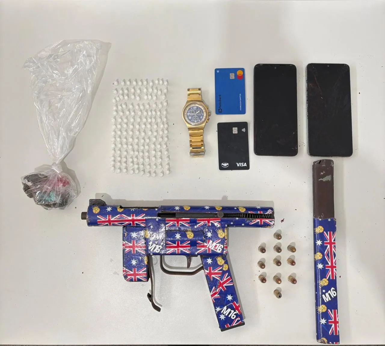 Material apreendido pela polícia