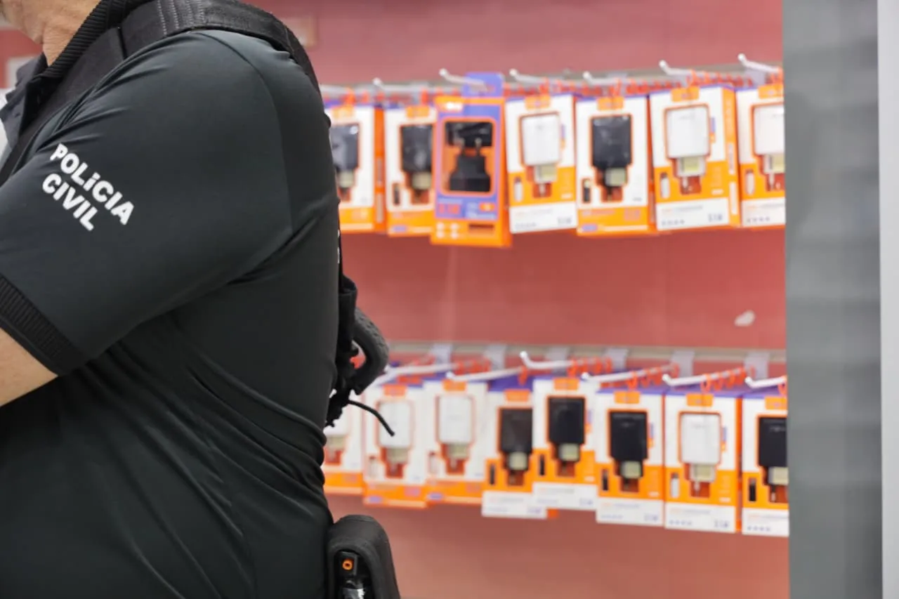 Imagem ilustrativa da imagem Polícia repete operação que recuperou mais de mil celulares roubados