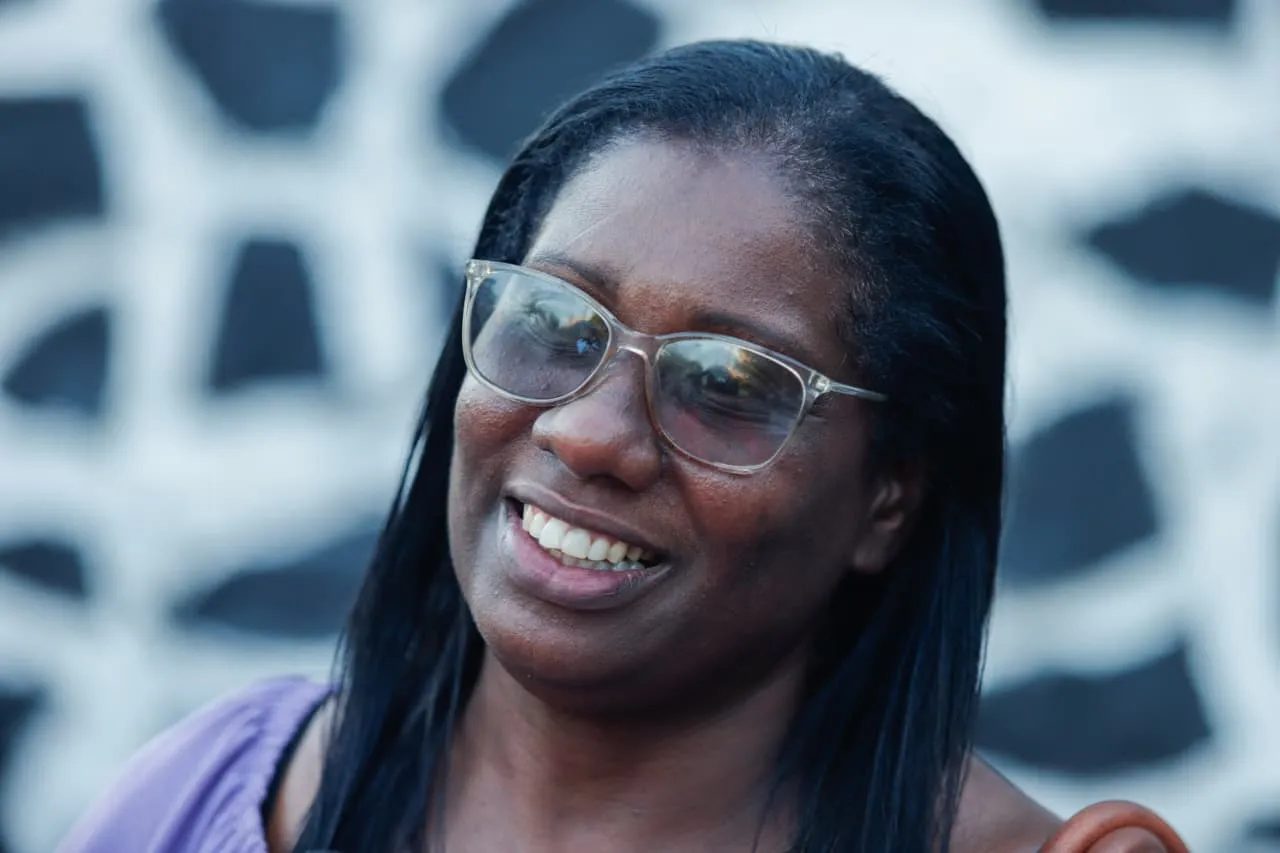 Uranildes Ferreira chegou cedinho para acompanhar a filha