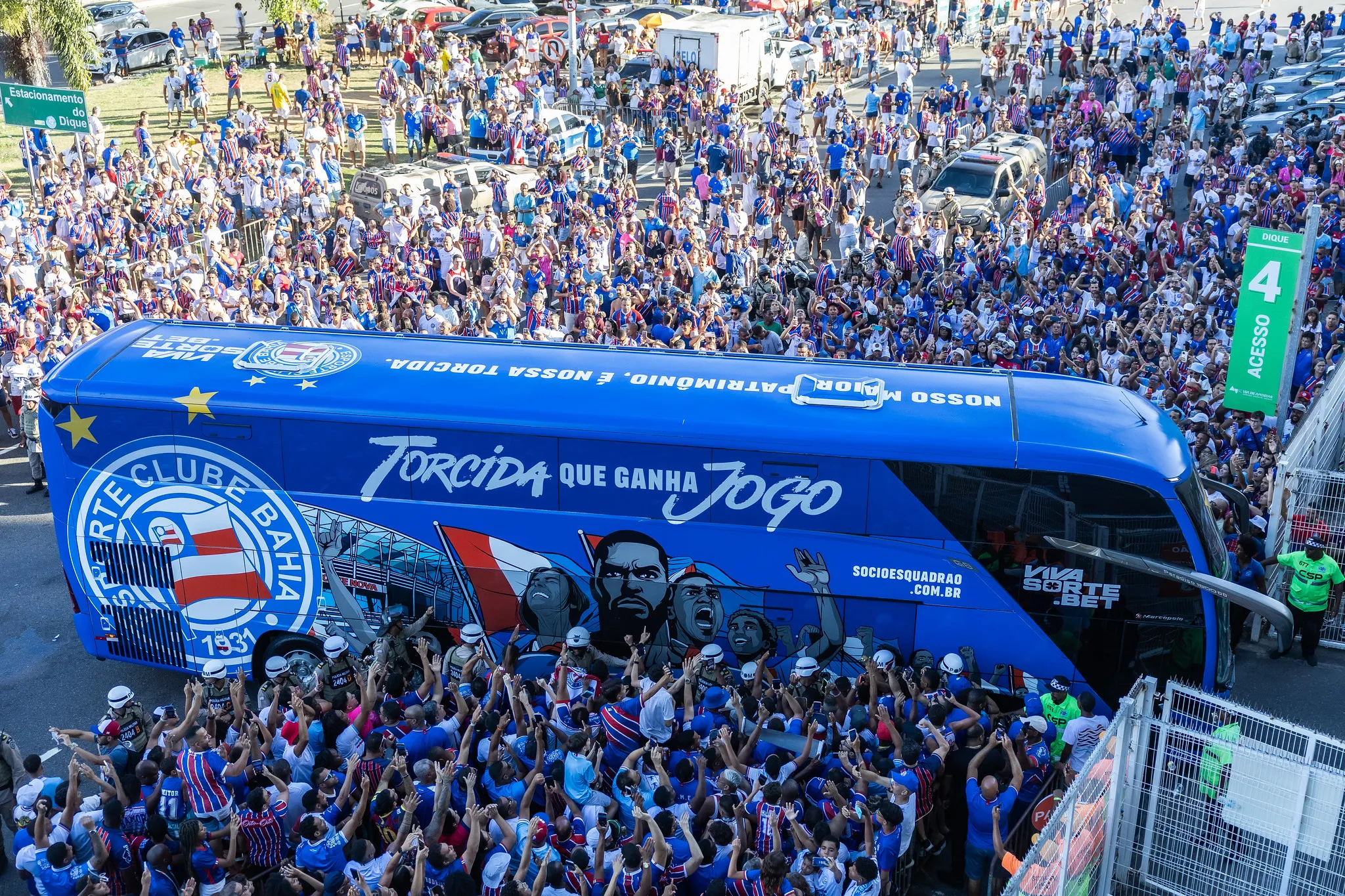 Torcida do Esquadrão mostra mais uma vez a sua força