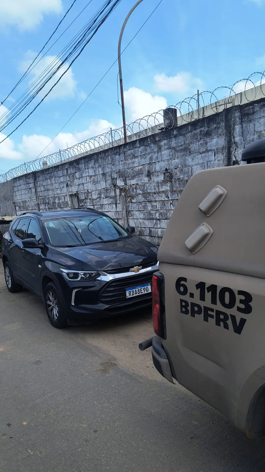 Carro estava no Calabetão