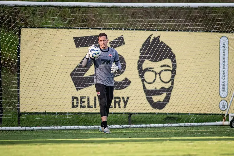 Thiago Couto, goleiro do Vitória, emprestado pelo Sport