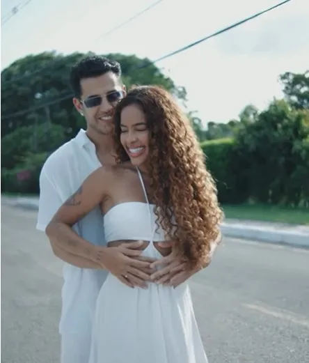 Kevi Jonny e Sthe Matos