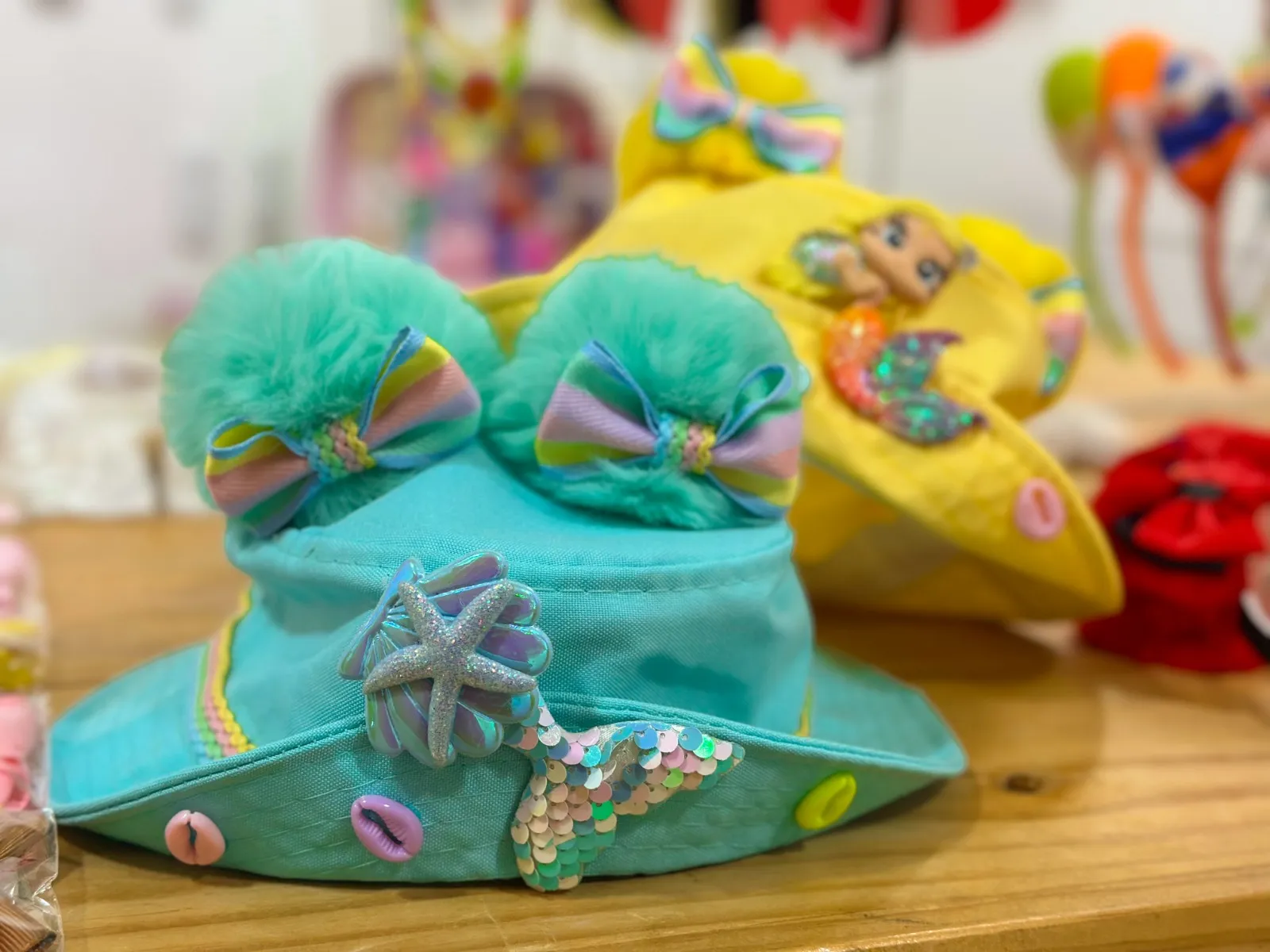 Imagem ilustrativa da imagem Shopping recebe artesãs com produtos criativos e funcionais