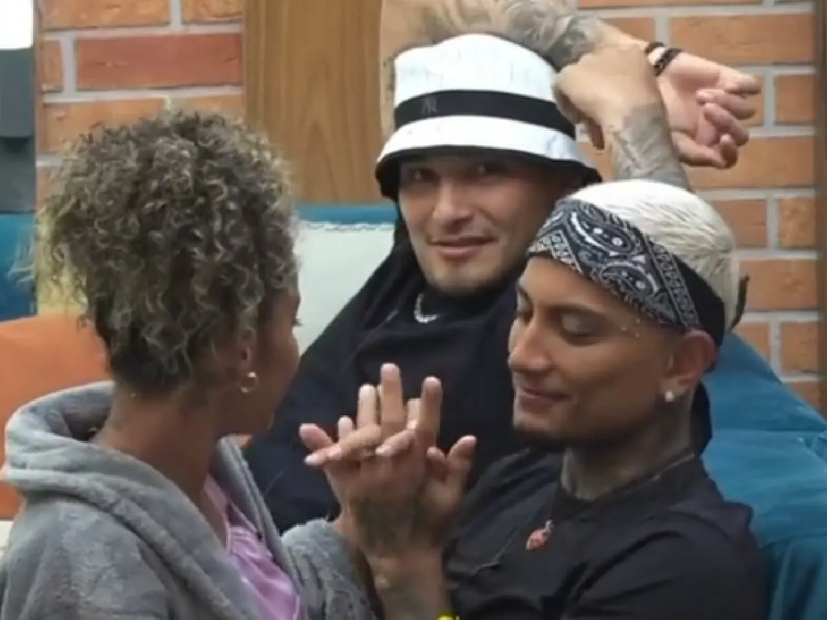 Baiana teve momentos íntimos com o marido da cantora durante o reality