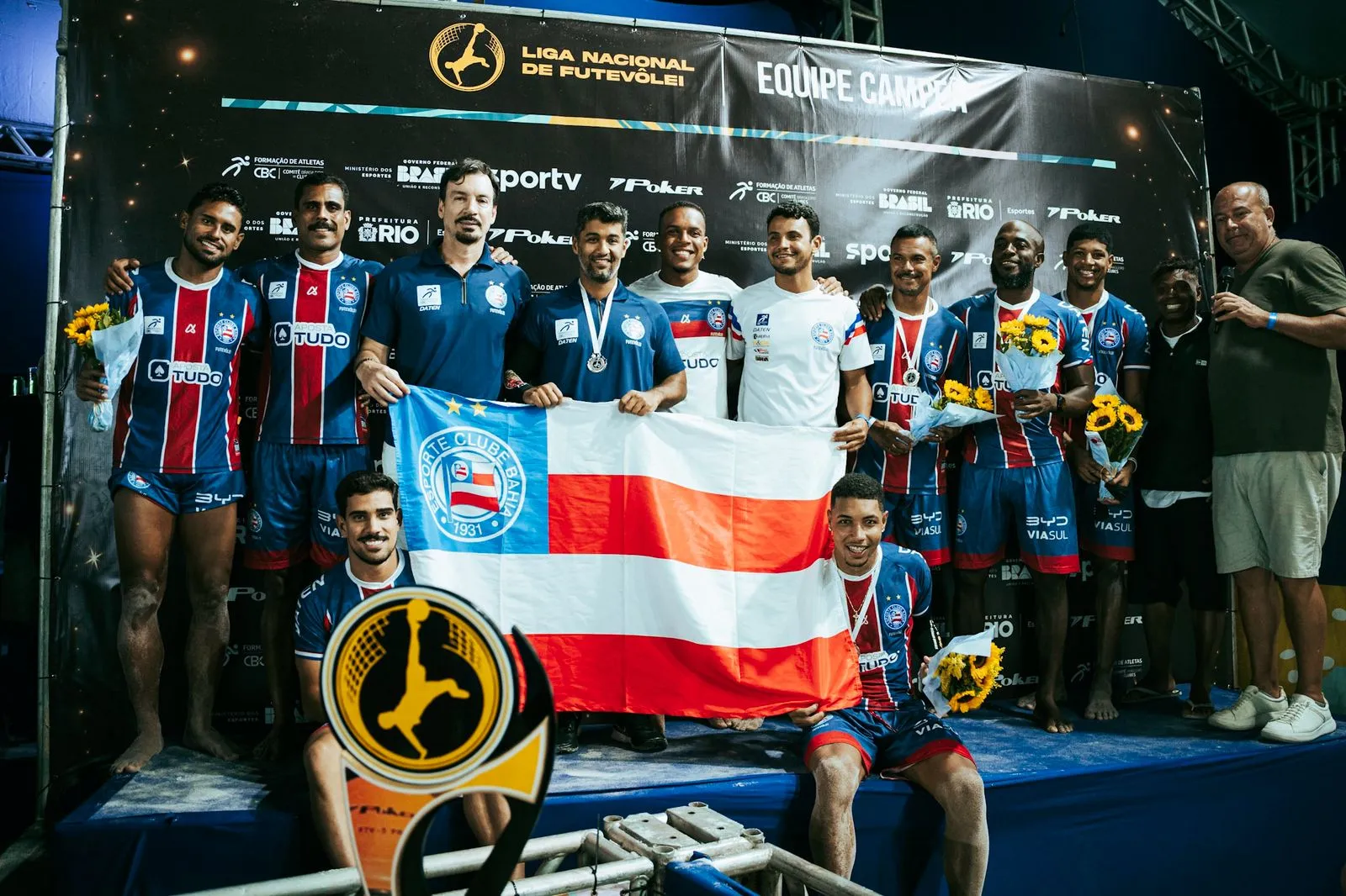 Imagem ilustrativa da imagem Timão revive a história de título mundial diante do Vasco no Maracanã