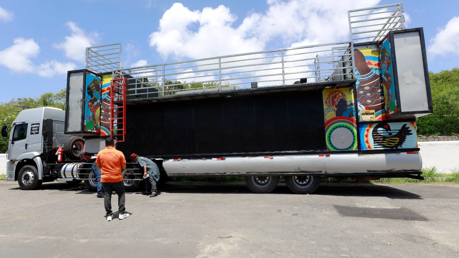 Carnaval começa em menos de um mês