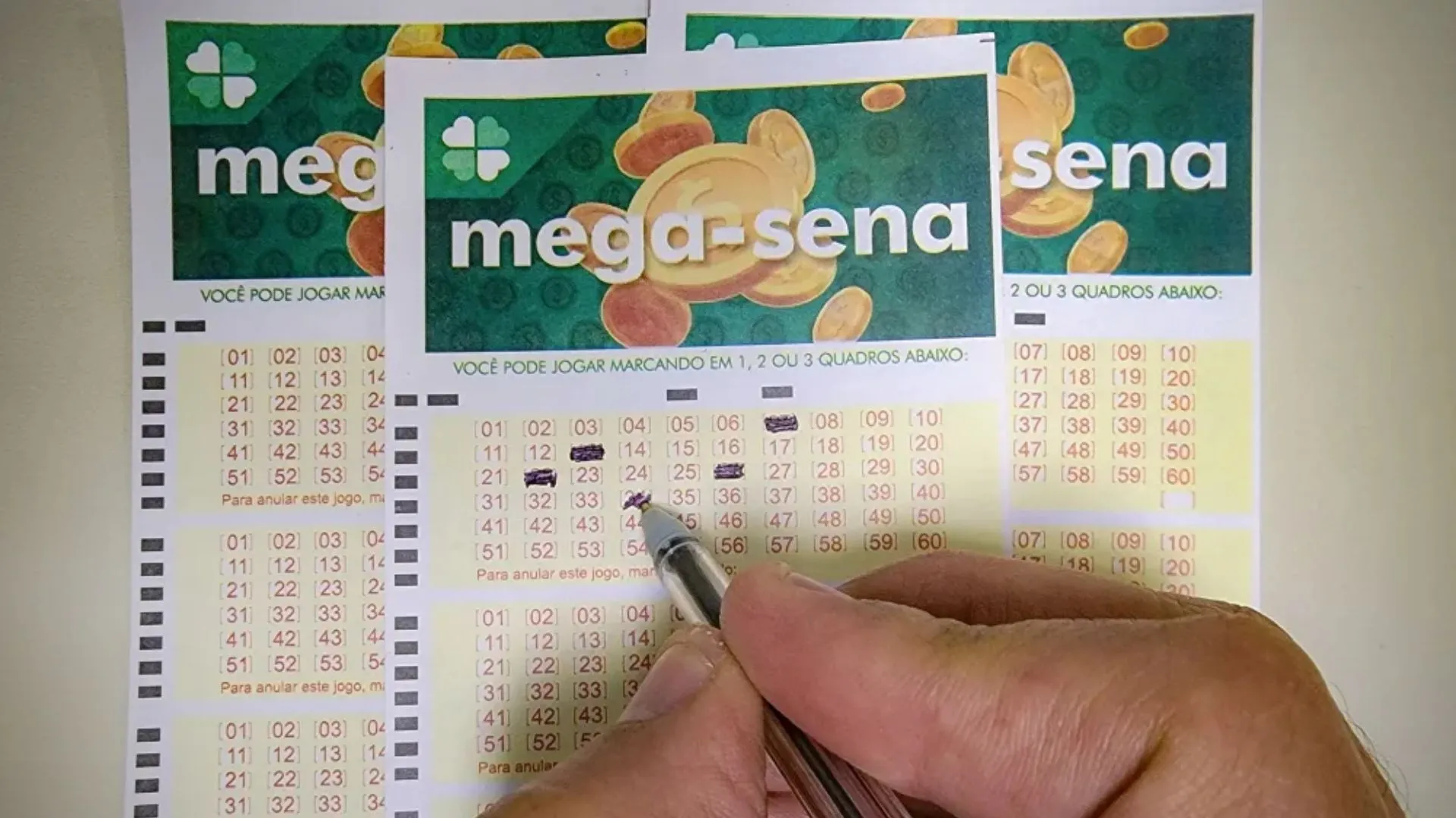 Mega-Sena teve edição histórica nesta virada do ano
