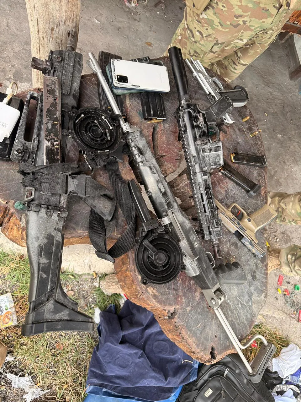 Arsenal apreendido em operação