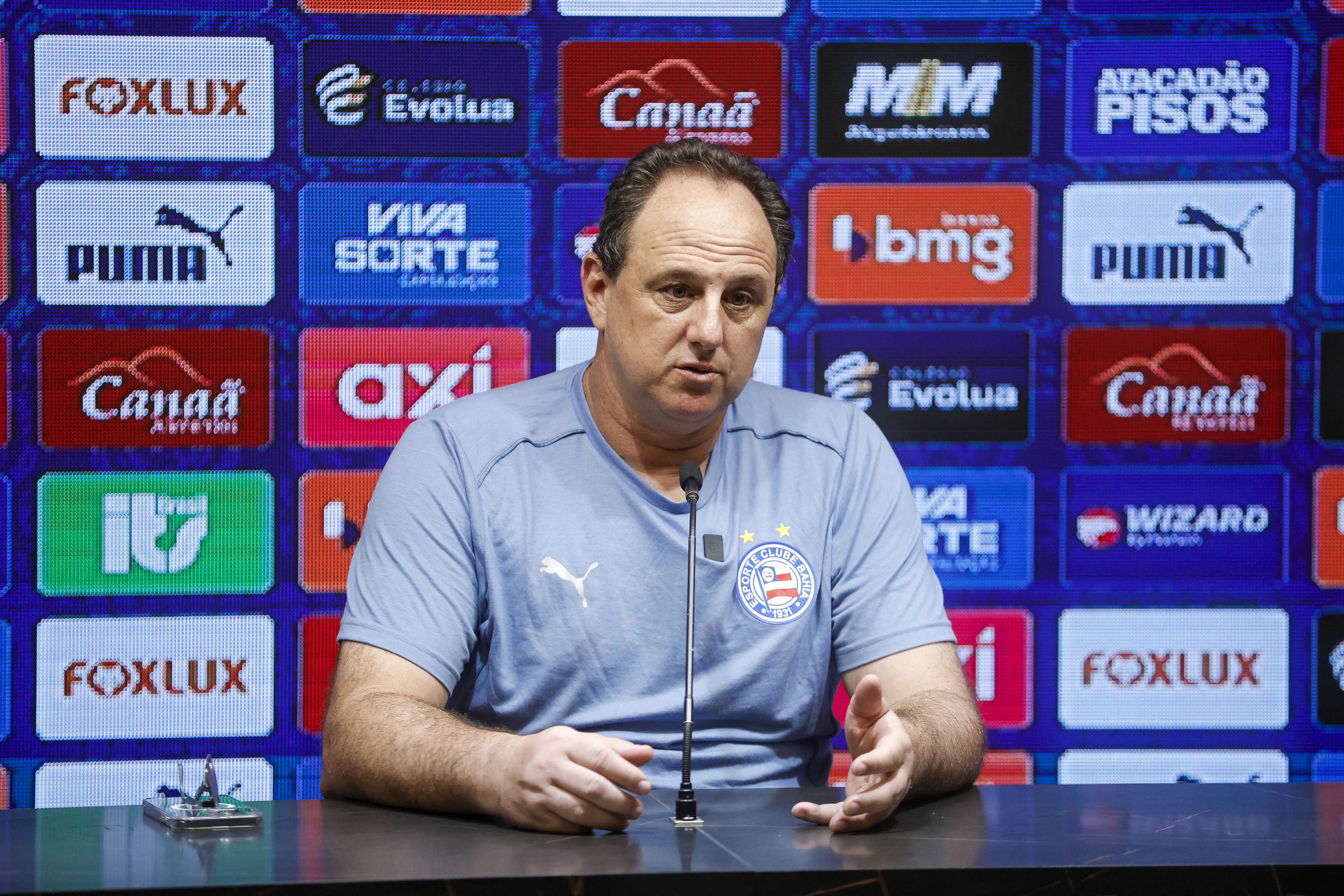 Treinador Rogério Ceni