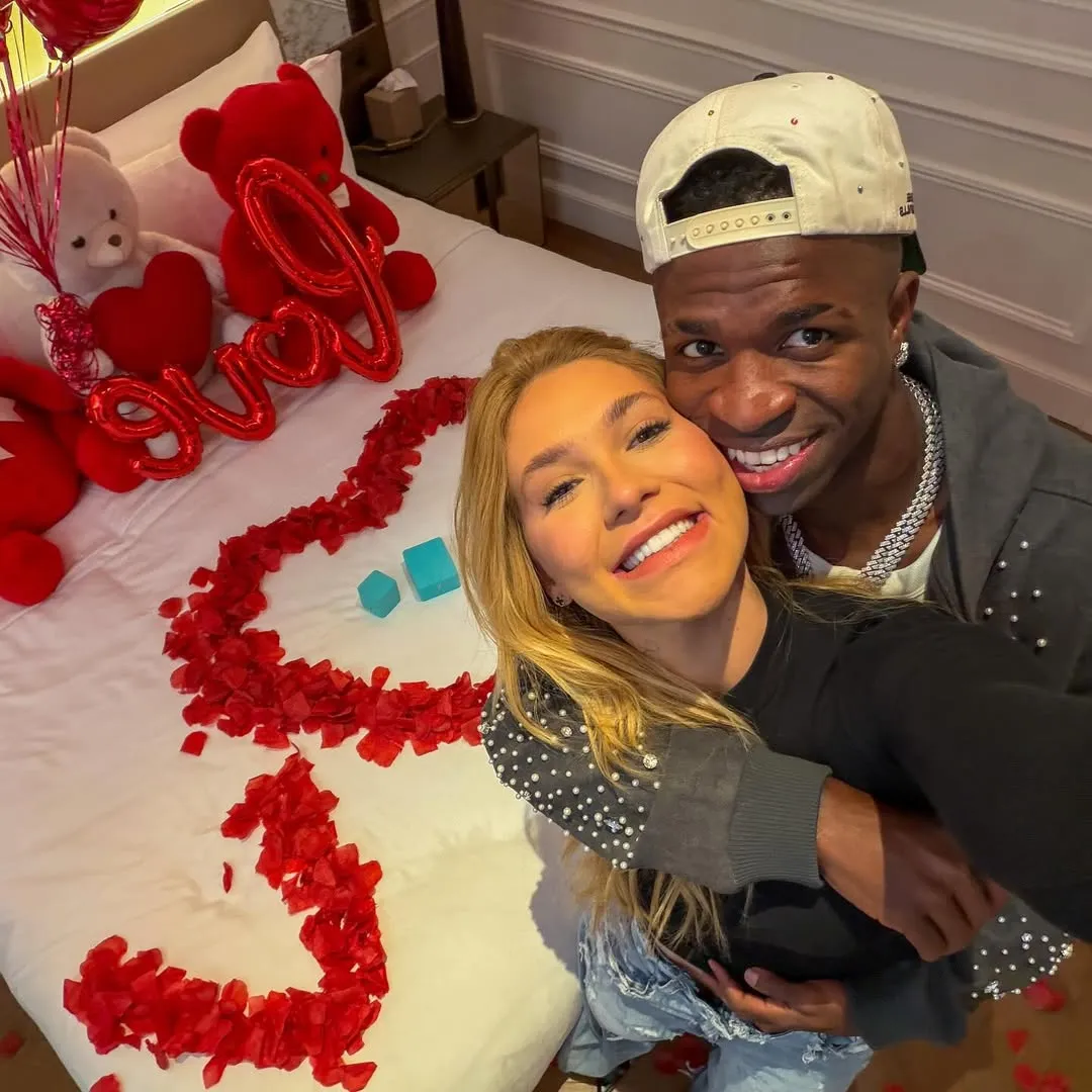 Influenciadora Virginia Fonseca e o jogador Vini Jr. assumem namoro