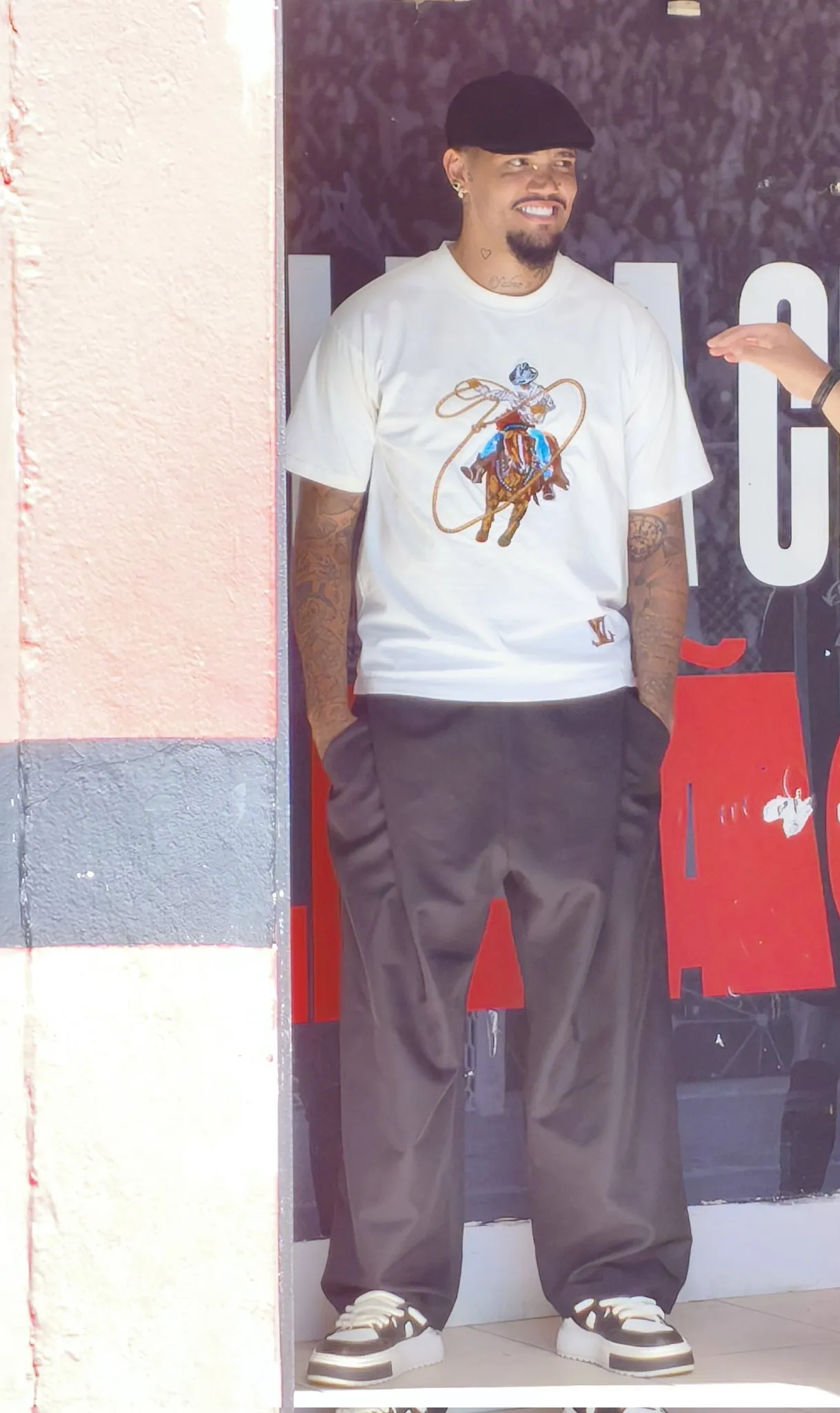 Pedro Henrique foi flagrado no Barradão antes do Ba-vI