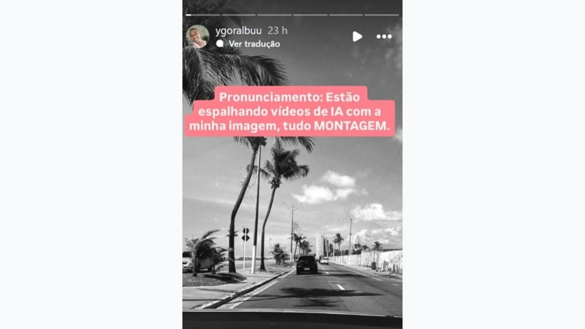 Imagem ilustrativa da imagem Vídeo: gay assumido, Ygor Albu surpreende ao beijar duas blogueiras