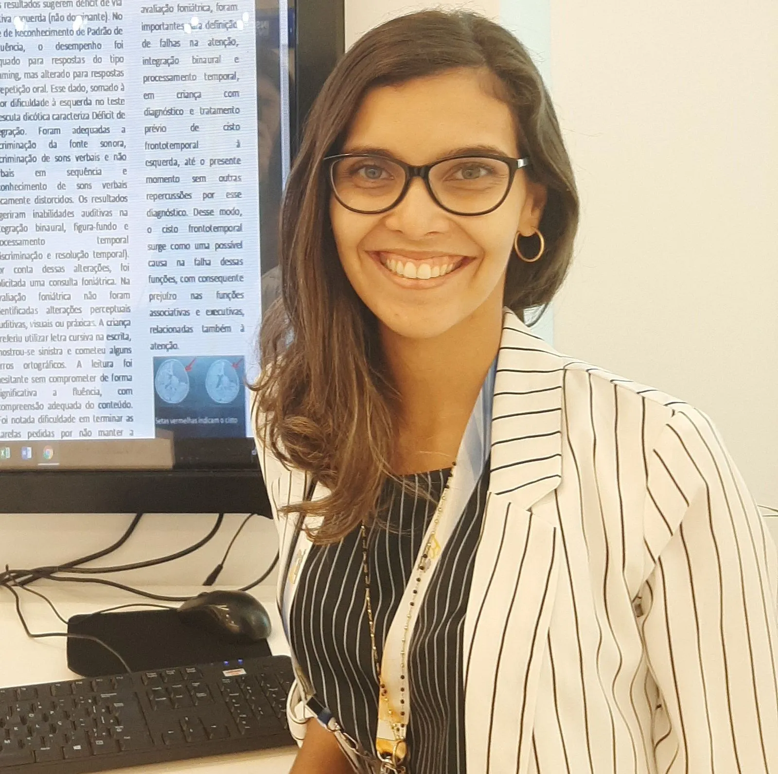 Na foto, a otorrinolaringologista Melina Marambaia (Cremeb 26887 /
RQE 16522)