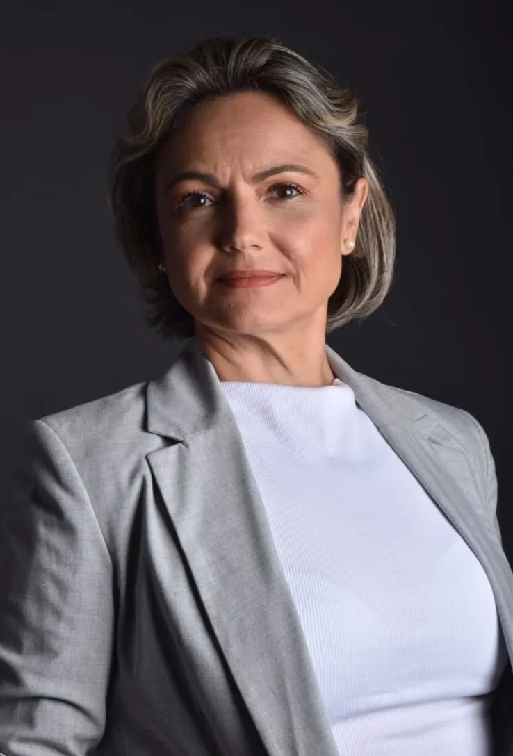 Alecsandra é nutricionista