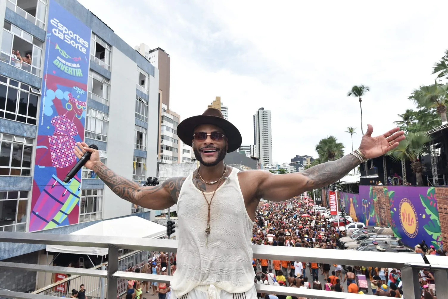 Imagem ilustrativa da imagem Acaba não, Carnaval! Confira fotos do Arrastão no Barra-Ondina