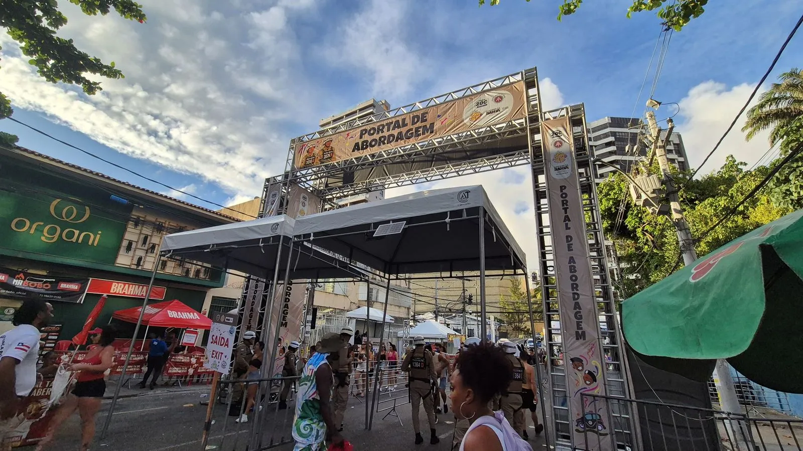 53 portais de abordagem foram distribuídos pelos circuitos do Carnaval