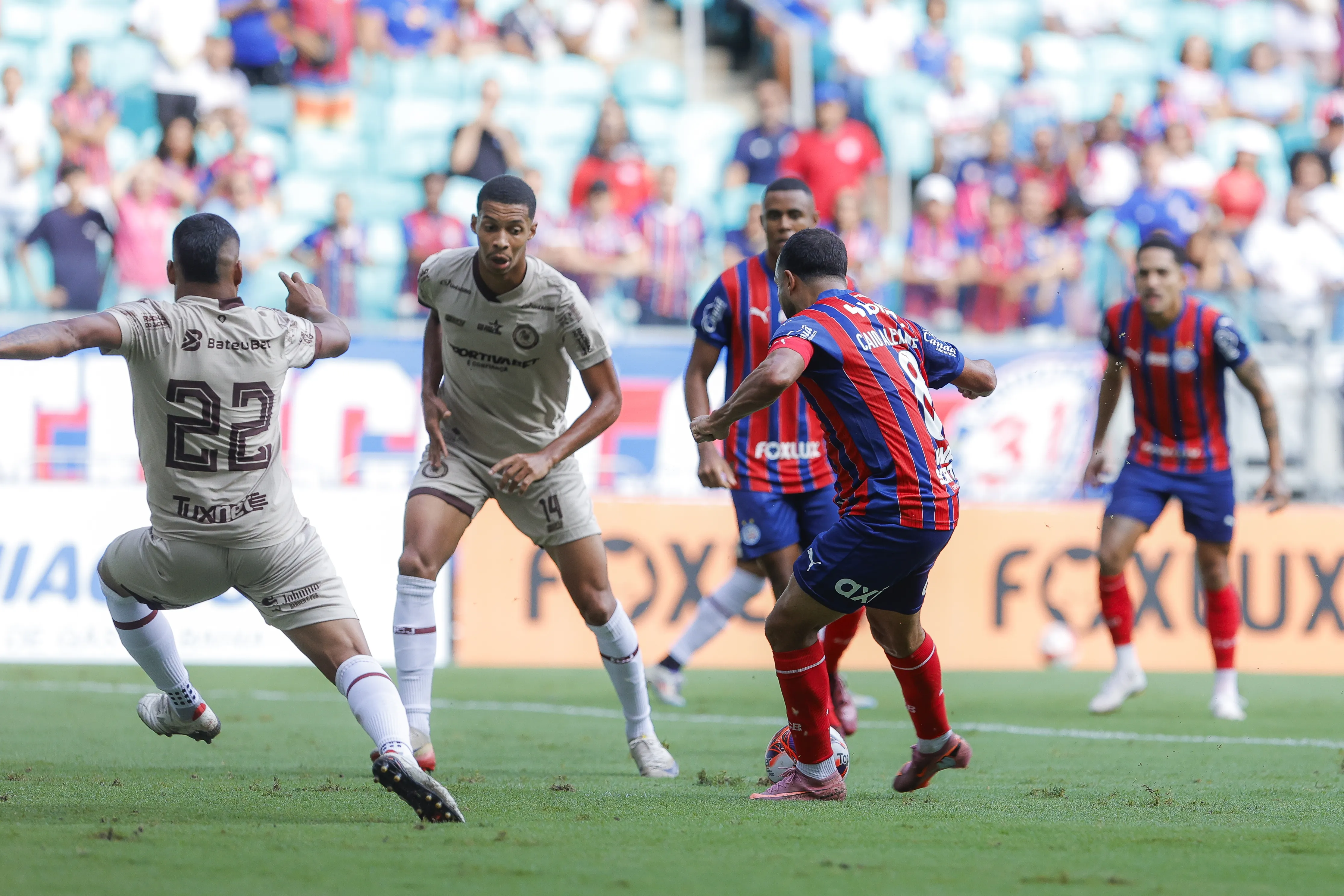 Bahia foi superior na maior parte da partida