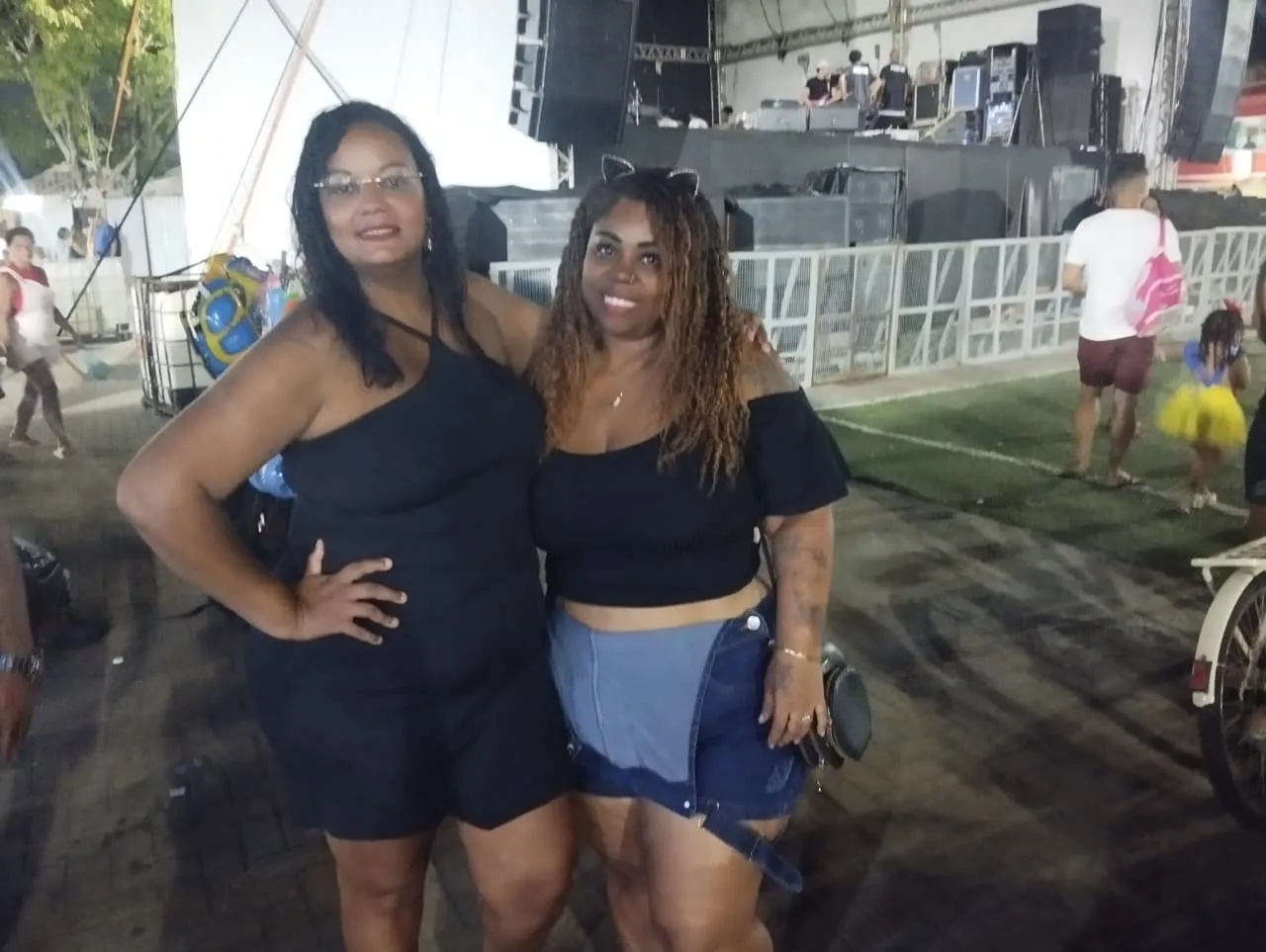 Angélica Miranda e amiga Lidy