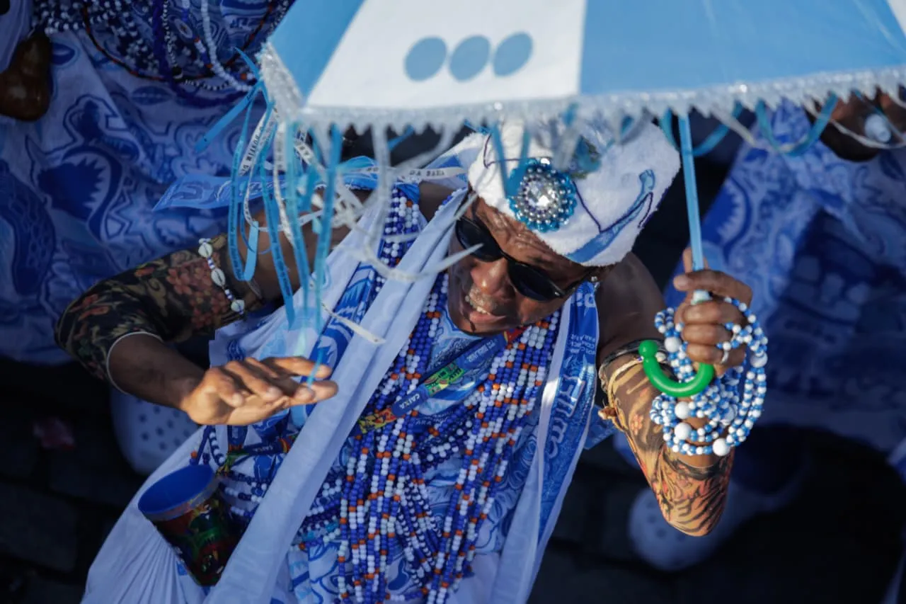 Imagem ilustrativa da imagem Pelô ferveu! Veja cliques da saída dos Filhos de Gandhy