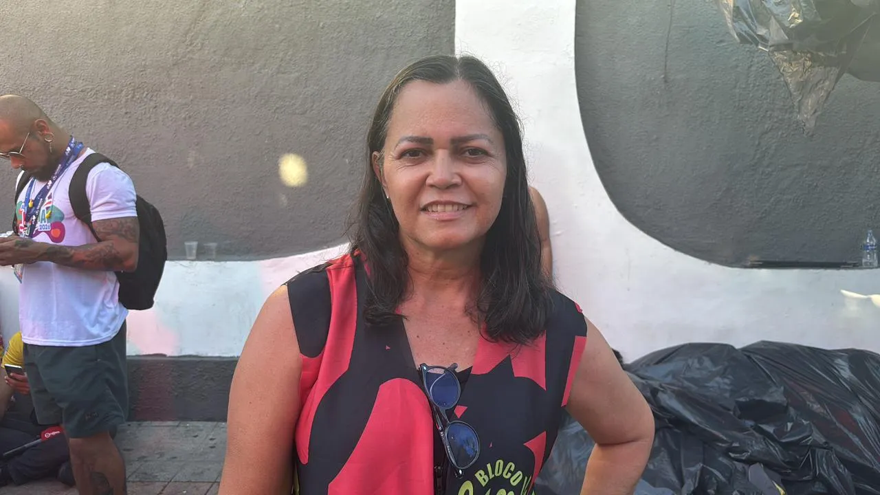 Flávia Ribeiro destacou o sentimento ao defende a cantora