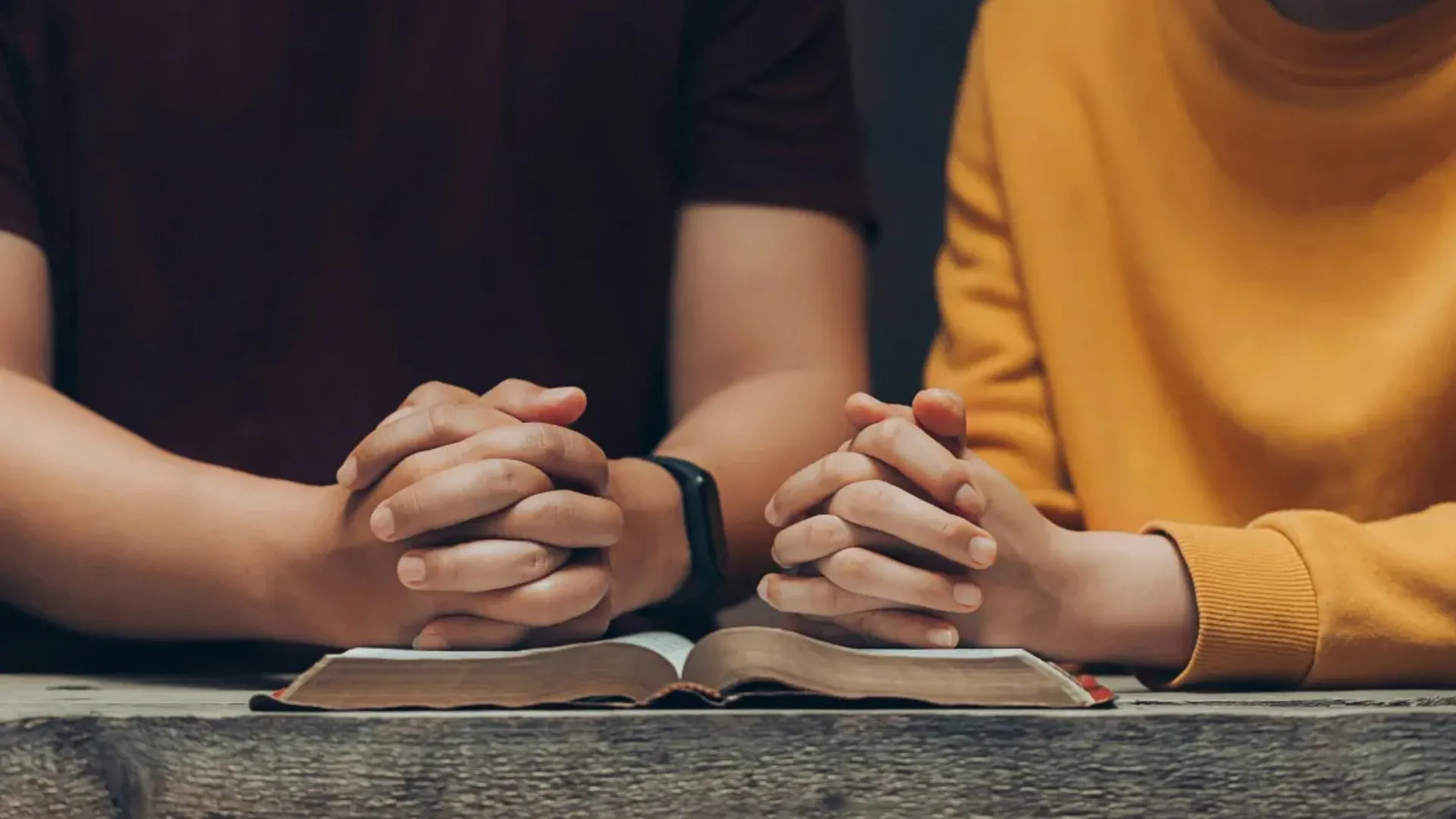 Saiba se é pecado usar aplicativos de relacionamento sendo evangélico