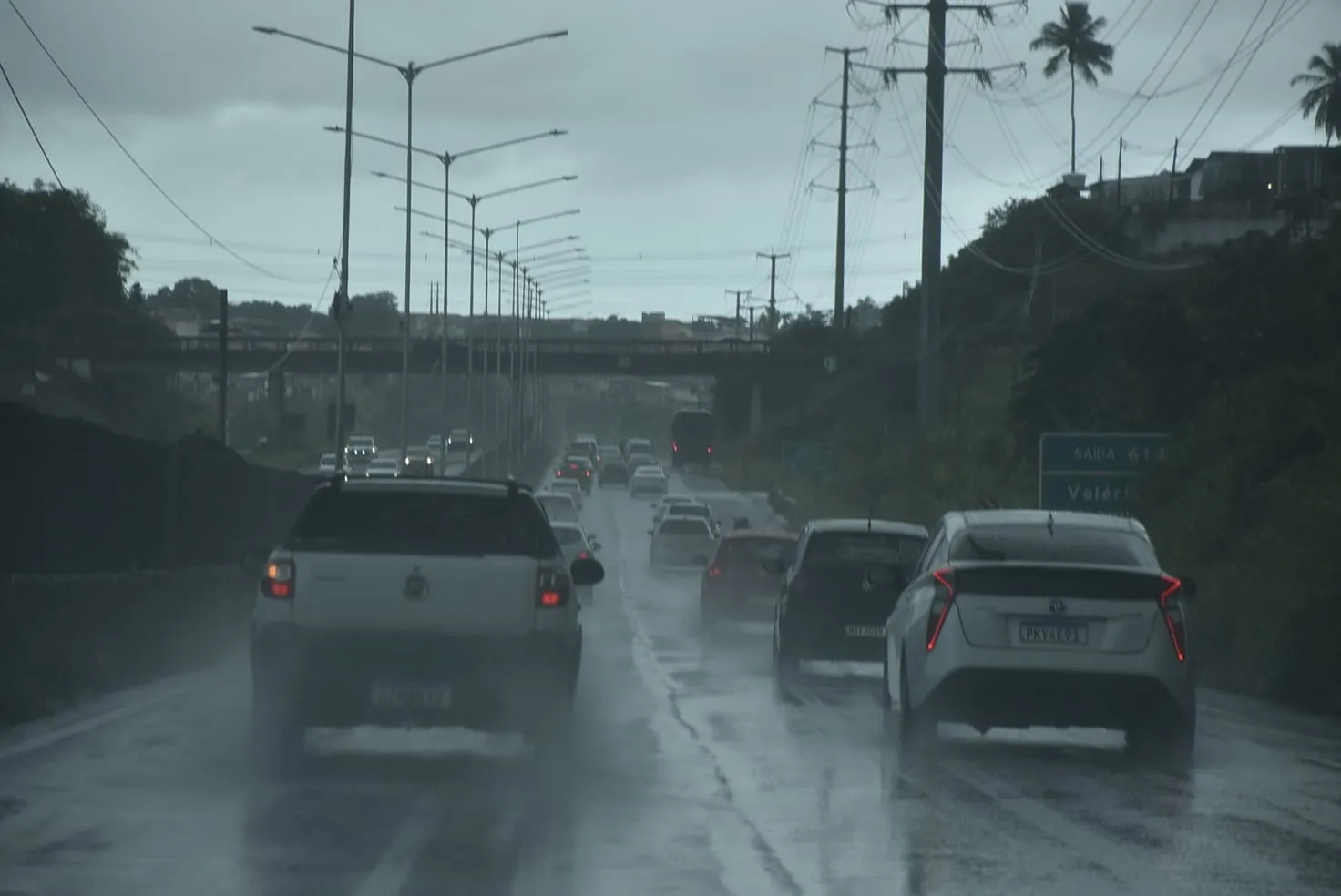 Imagem ilustrativa da imagem Após o feriadão, retorno para Salvador tem movimento intenso