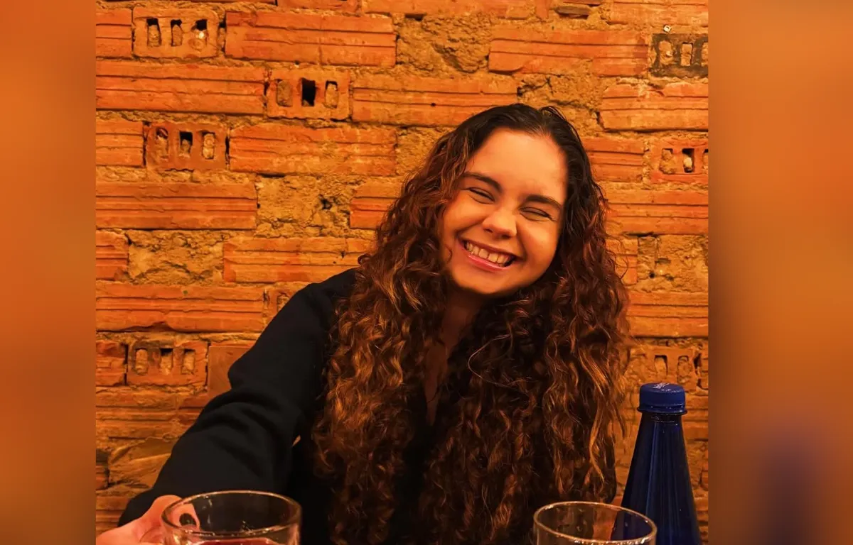 Júlia Rodt, Relações Públicas