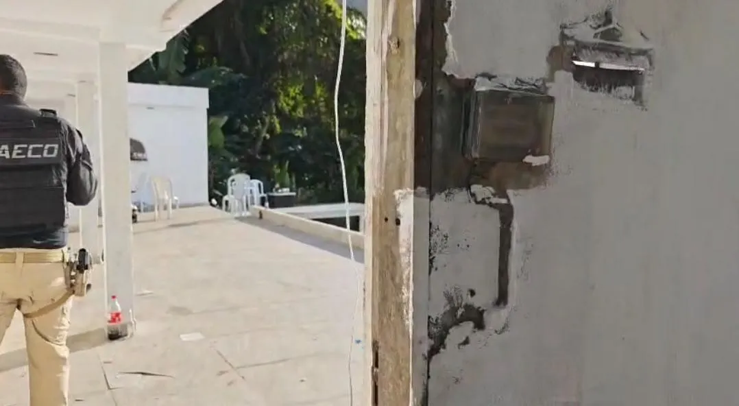 Dada estava em casa de festa