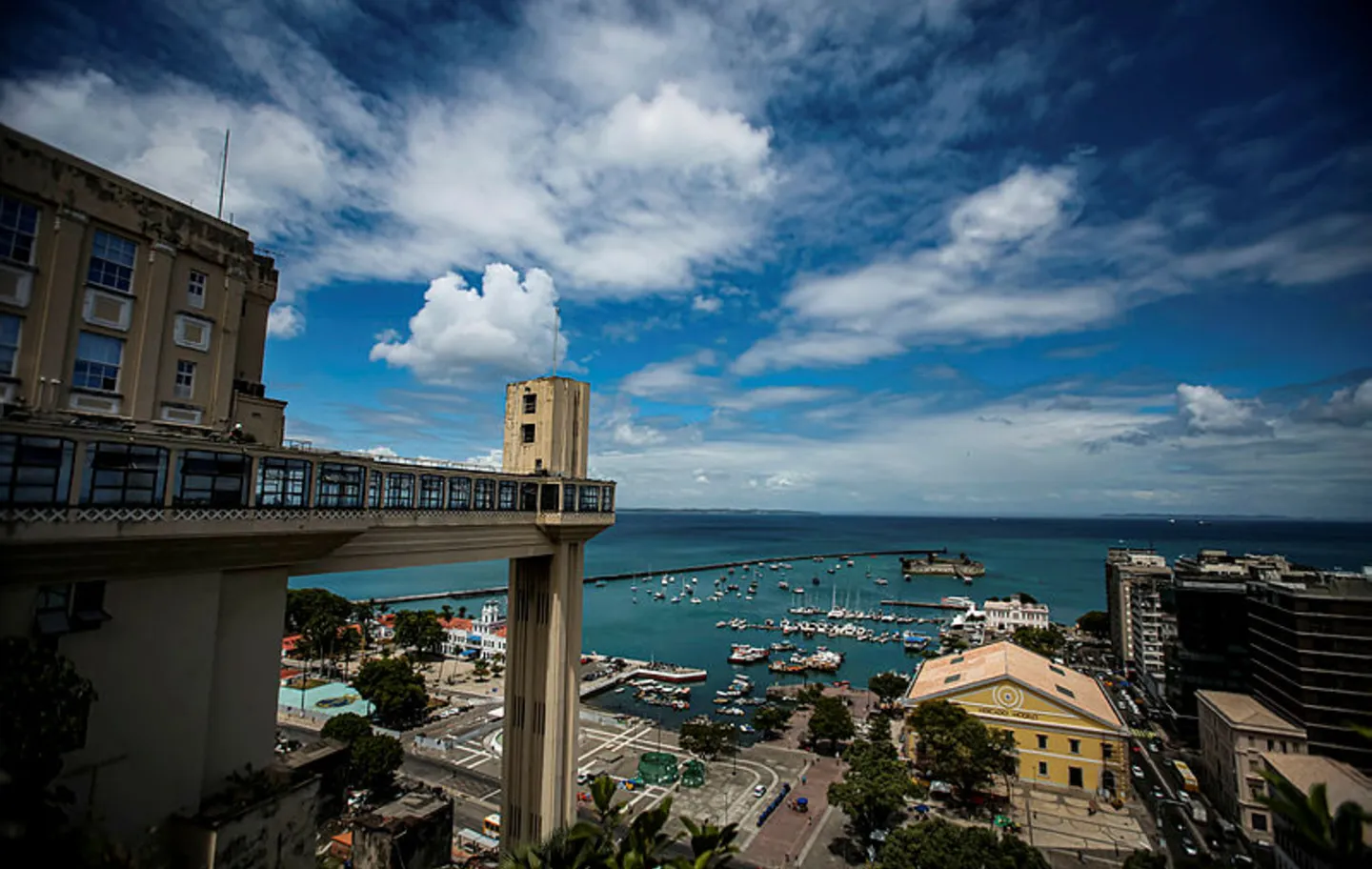 Elevador Lacerda é um dos principais cartões postais de Salvador