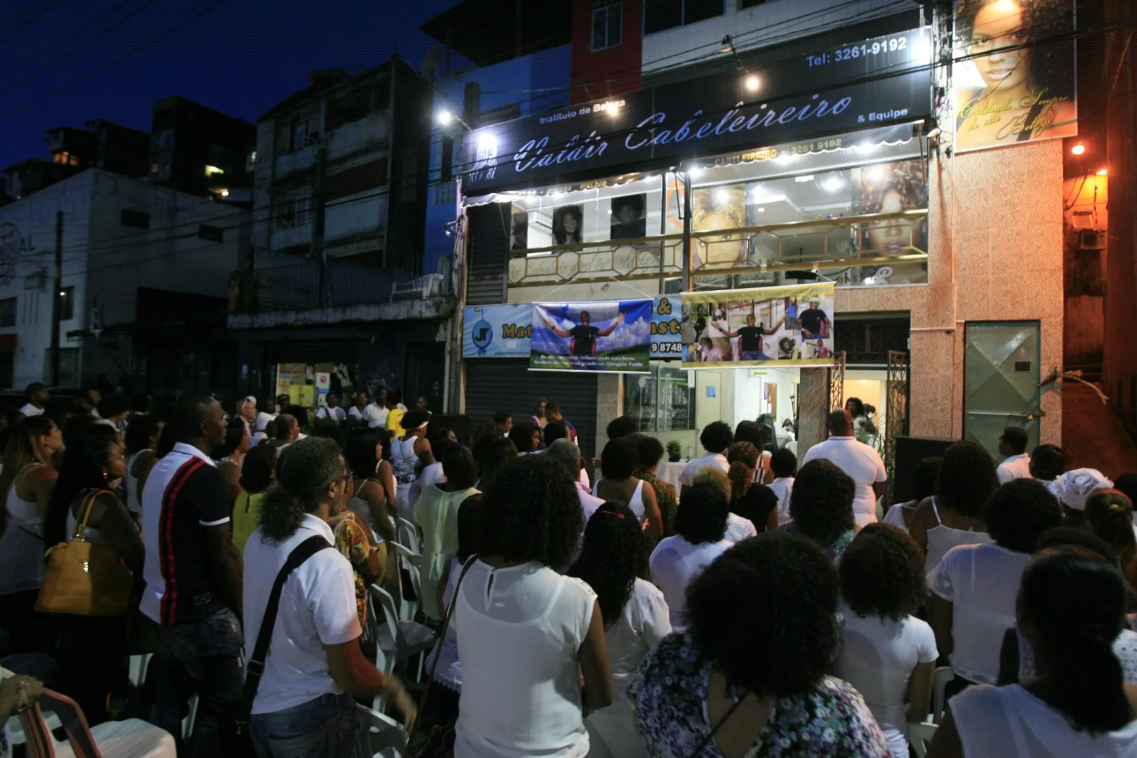 Após a morte, amigos e familiares prestaram homenagem a Valdir