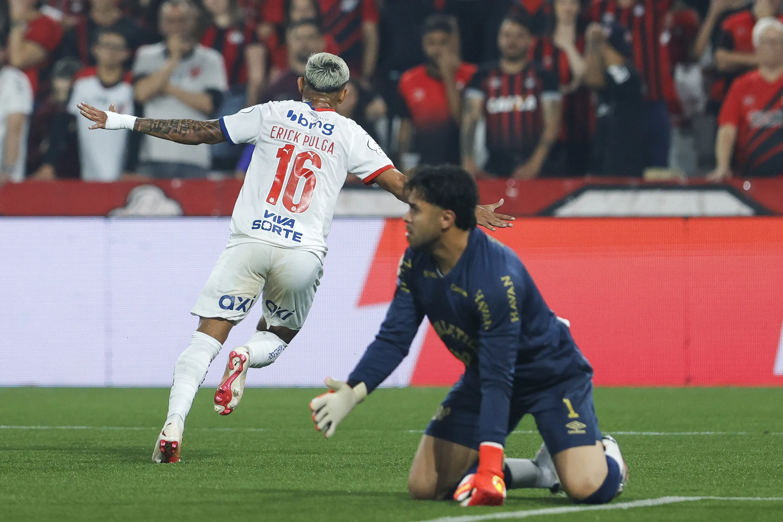 Erick Pulga marcou o gol do Bahia no jogo