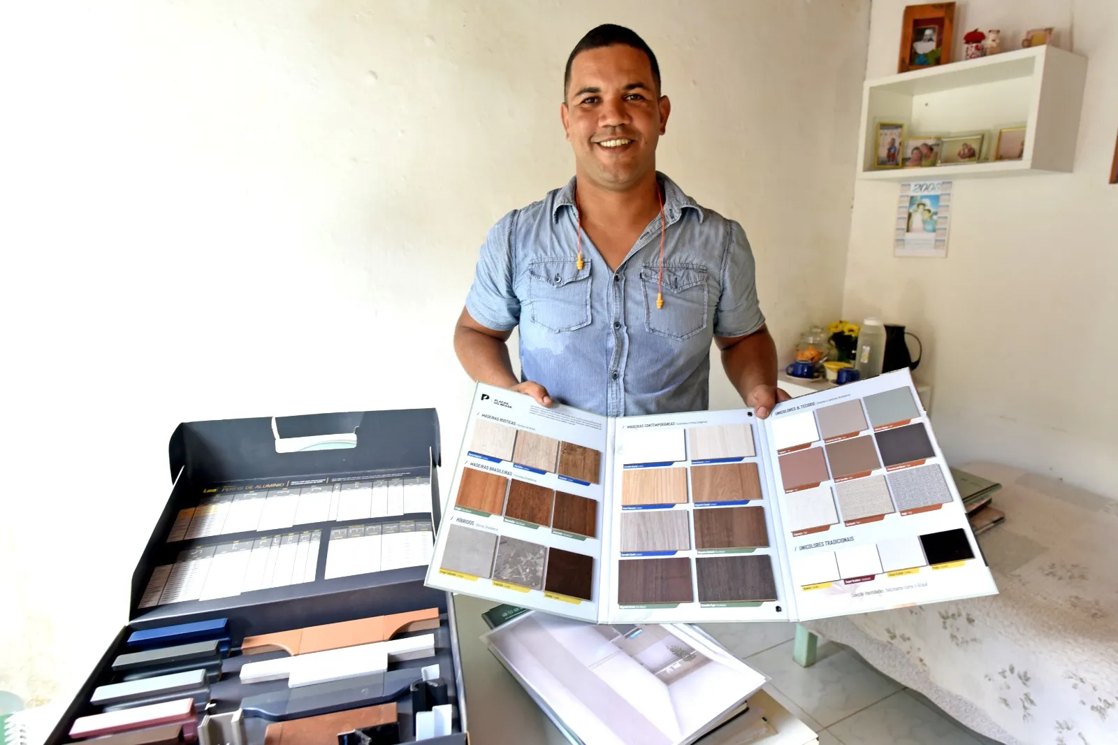 Na foto: Lucas Nery, marceneiro