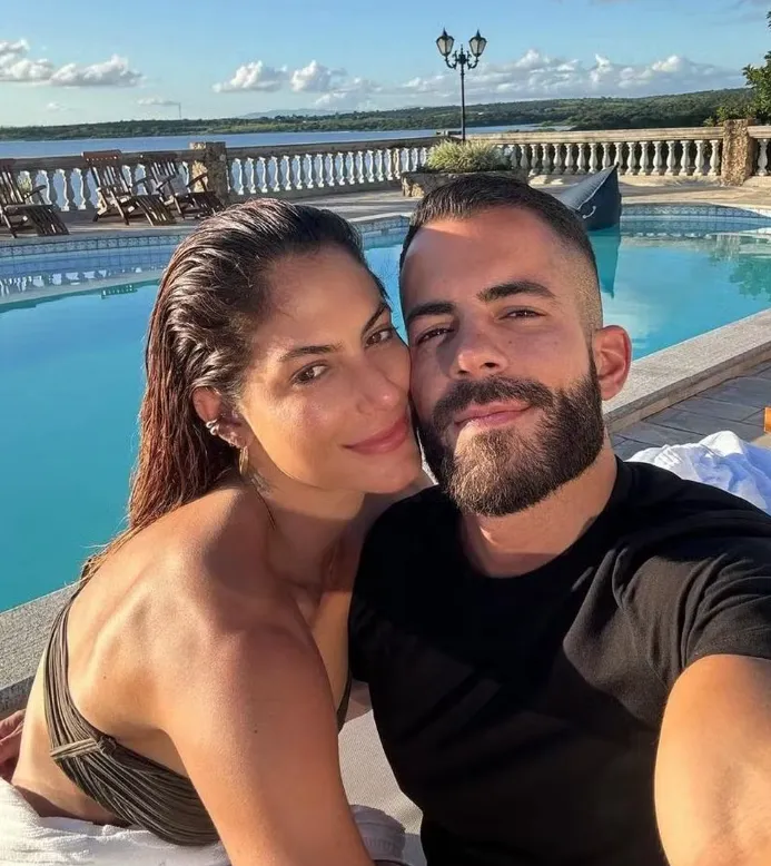 Mari Gonzalez namorada com Pipo Marques, filho de Bell Marques