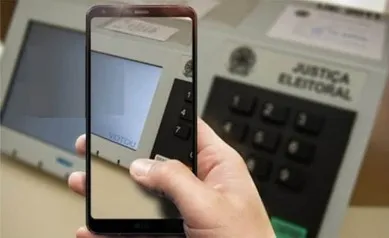 Celular é proibido dentro da cabine
