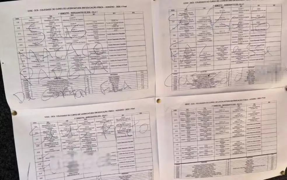 Ofensas racistas no mural da universidade