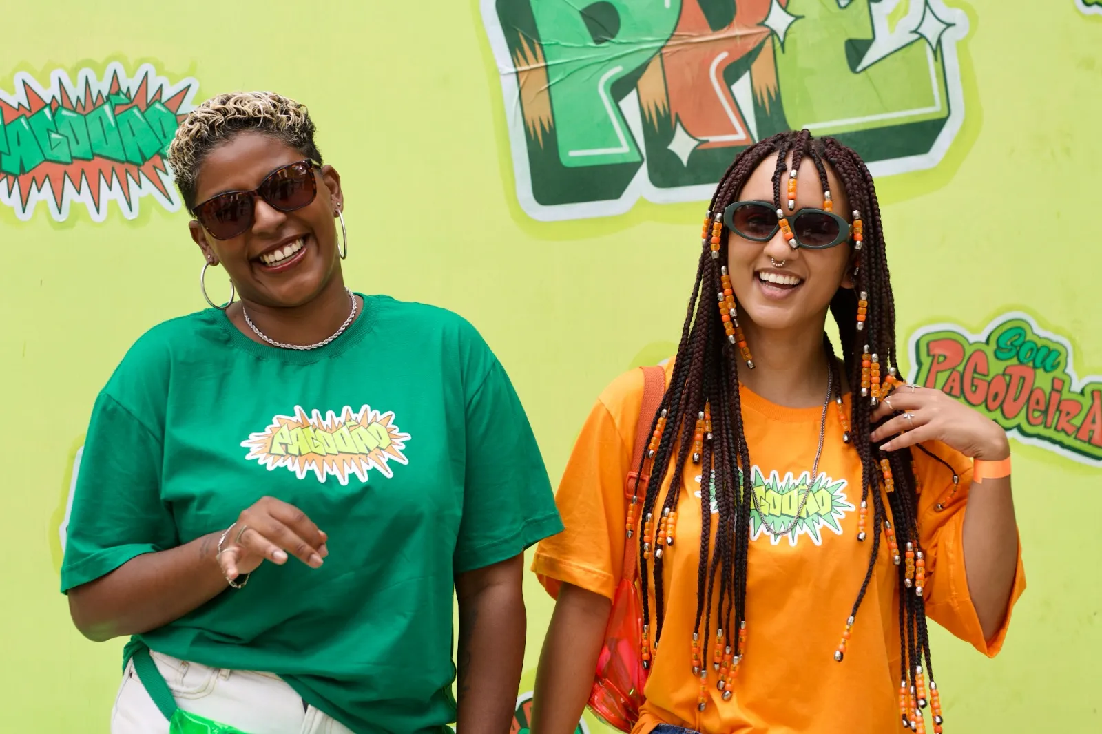 Beatriz Almeida e Joyce Melo são fundadoras da Pagode Por Elas