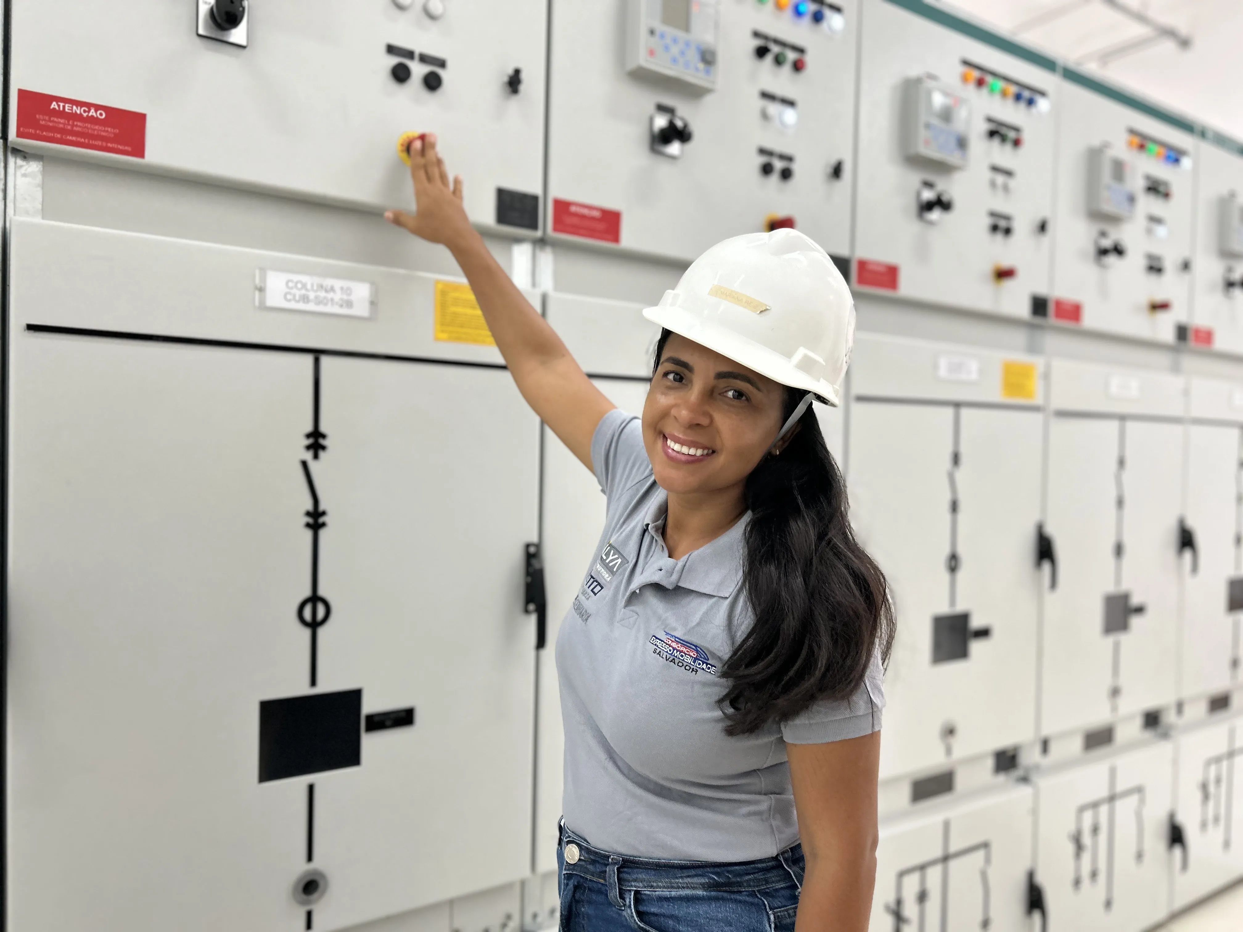 Mulheres ocupam diversos espaços nas obras do VLT