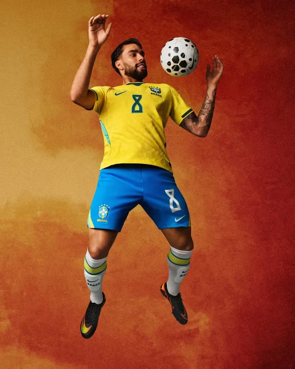 Imagem ilustrativa da imagem Nike lança nova camisa amarela do Brasil para a Copa; veja fotos