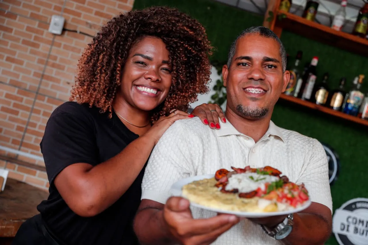 Casal Jamile Borges e Cleyson Carvalho