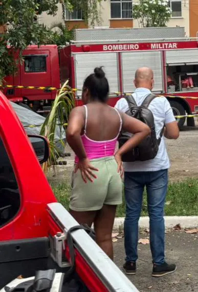 Raquel Brito é flagrada em incêndio