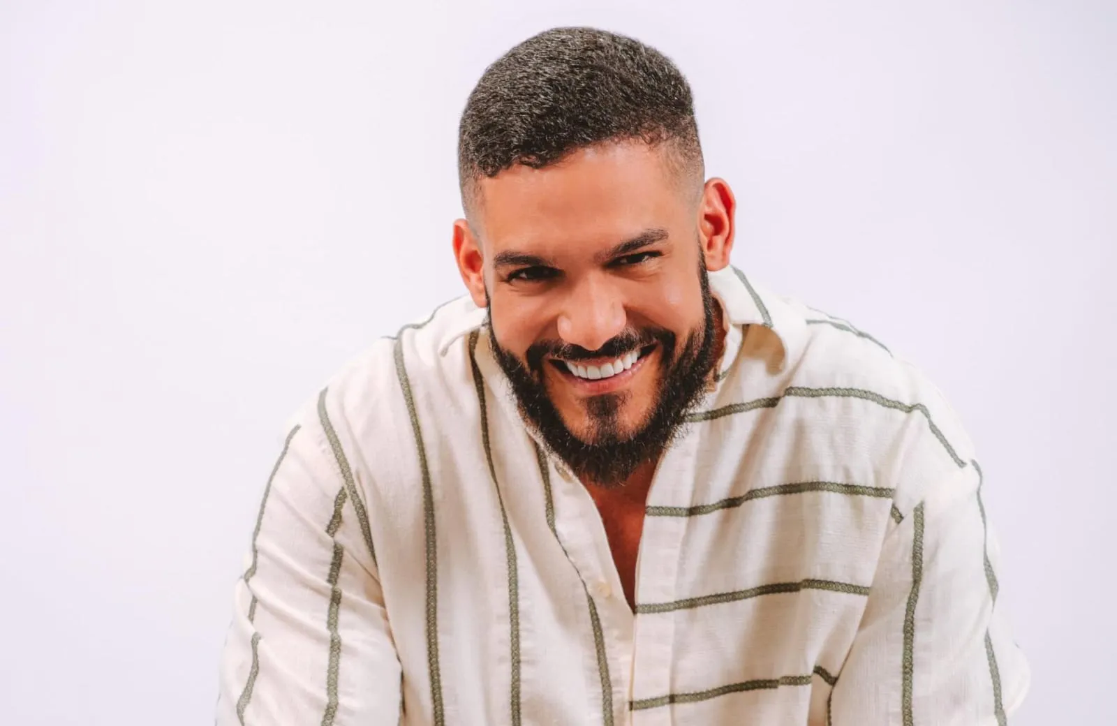 Brenno gosta de curtir a vibe do Cafelier